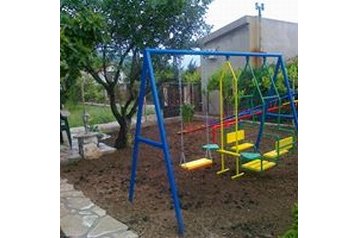 Montenegro Privát Šušanj, Esterno